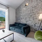 Vacation With Private Heated Pool * Zaton (Dubrovnik-Neretva)