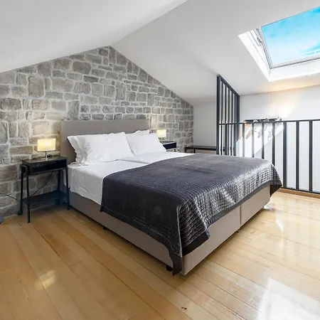 Vikendica Vacation Home With Private Heated Pool Zaton (Dubrovnik-Neretva)