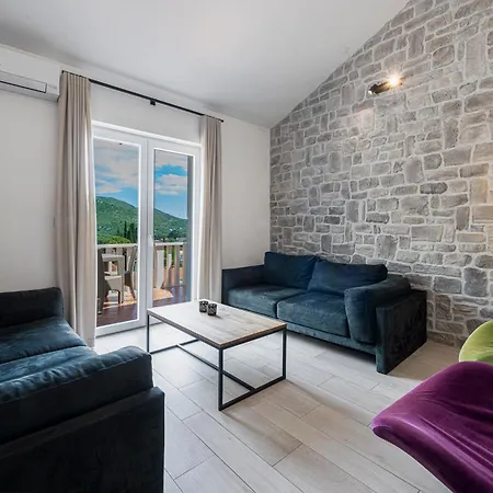 Vacation With Private Heated Pool Сasa de vacaciones