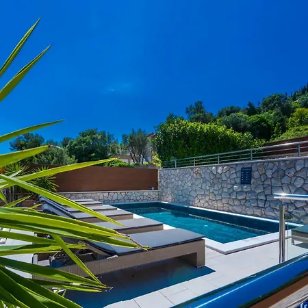Vacation Home With Private Heated Pool Ferienhaus *