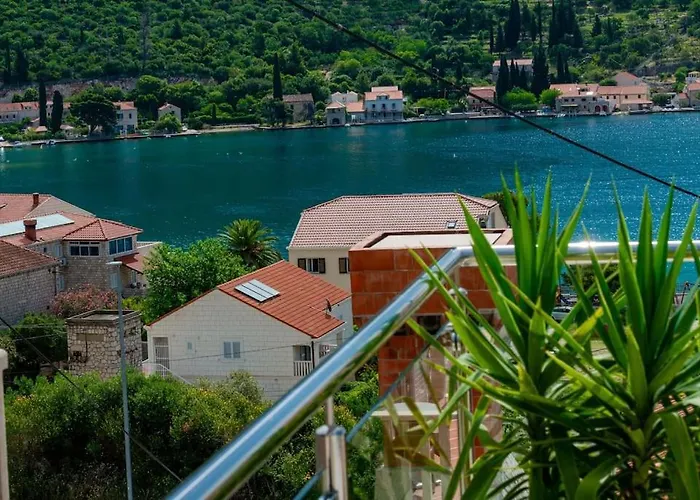 펜션 Vacation With Private Heated Pool 자톤