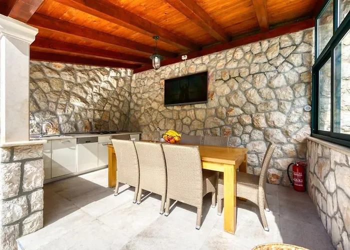 펜션 Vacation With Private Heated Pool