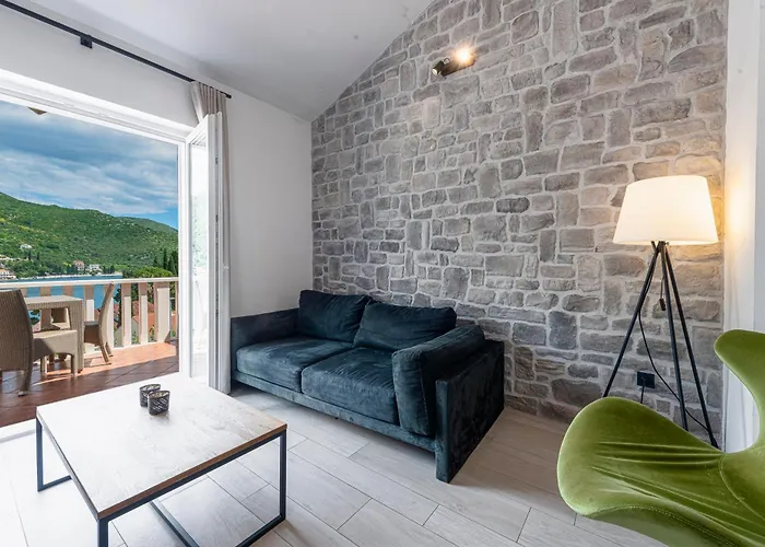 Vacation With Private Heated Pool * Zaton (Dubrovnik-Neretva)