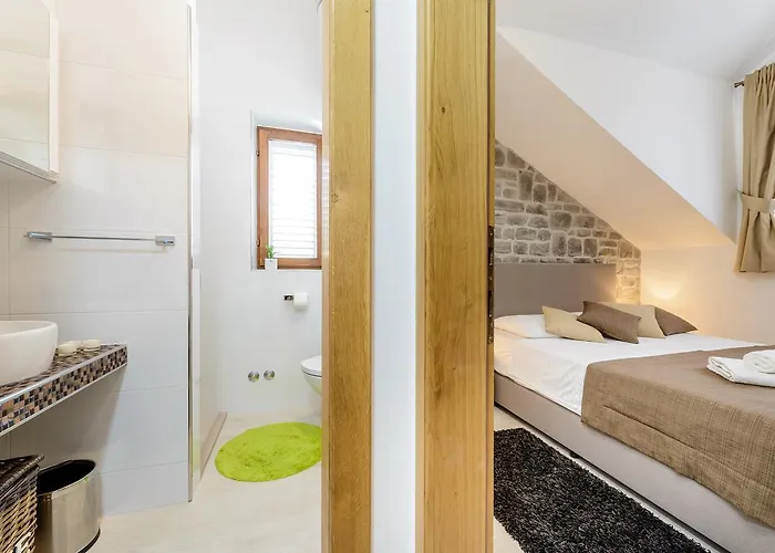 Vacation With Private Heated Pool * Zaton (Dubrovnik-Neretva)