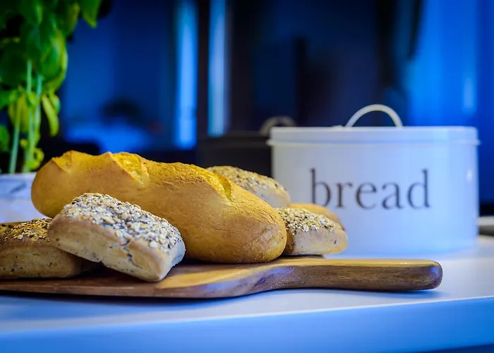 펜션 Vacation With Private Heated Pool 자톤